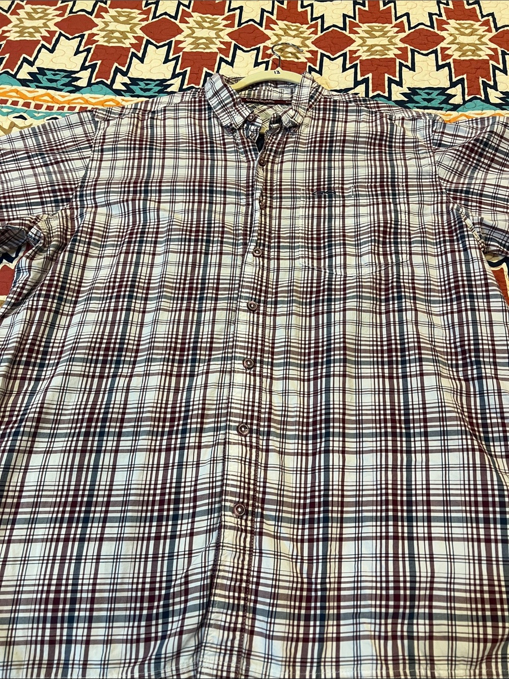 GAME GUARD Men's Casual Plaid Button-Down Shirt - White and Burgundy